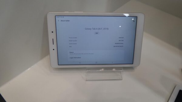 Samsung Galaxy Tab A (8.0,2019) 32 GB 2GB silver Excellent Condition