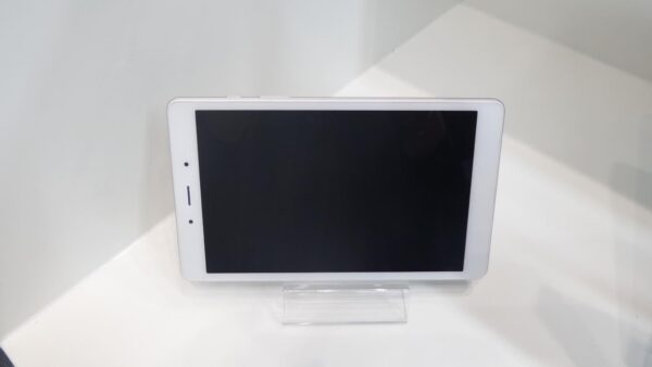 Samsung Galaxy Tab A (8.0,2019) 32 GB 2GB silver Excellent Condition