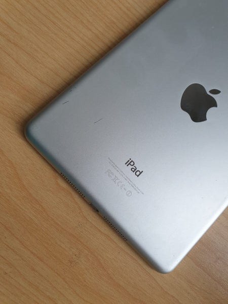 iPad mini 2 16GB A1489 iOS 12.4 WIFI ONLY Excellent Condition !! CLEARANCE SALE