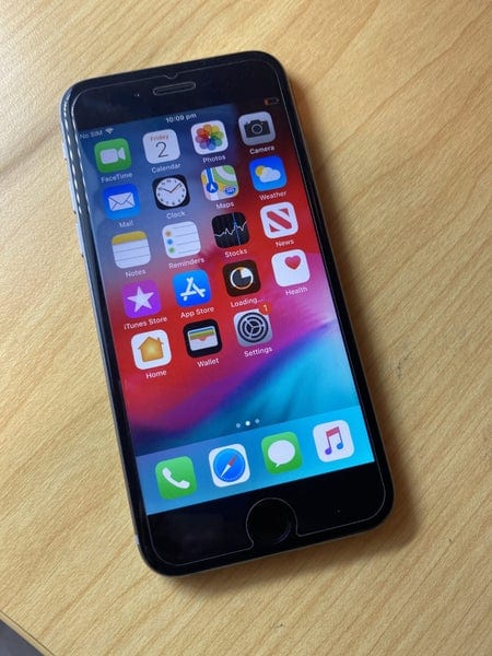 iPhone 6 16gb A1586 iOs 12 Unlocked Smartphone on sale !! Cheap on sale !!