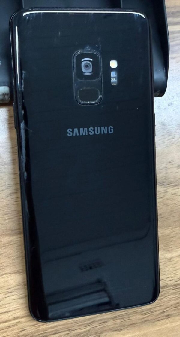 Samsung Galaxy S9 64GB – Black – Good Condition – 4G VoLTE – Unlocked