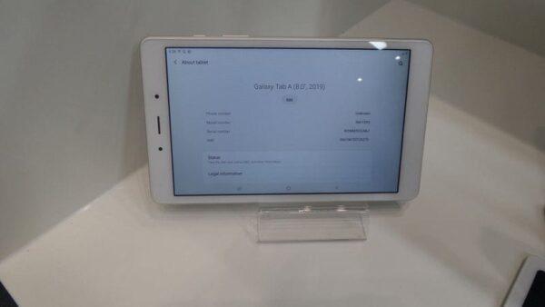 Samsung Galaxy Tab A (8.0,2019) 32 GB 2GB silver Excellent Condition