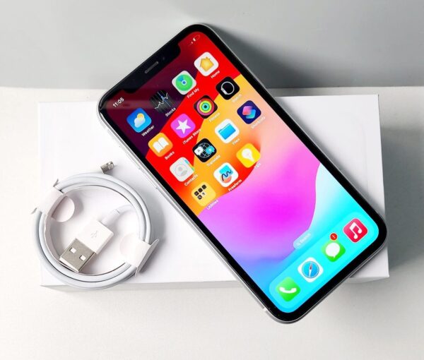 Apple iPhone XR 128GB Coral Unlocked A Excellent Condition