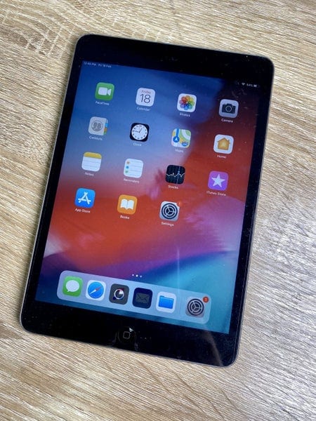 d6eb190f-d97b-42e6-a77f-08b081837aa5-4.jpg Apple iPad mini 2 16GB WIFI 7.9" iOS 12.5 A1489 UNLOCKED + FREE KIDS CASE