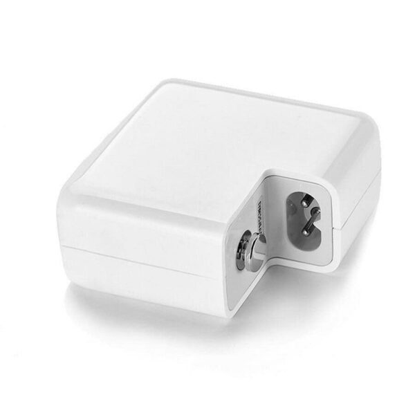 d7569f94-386a-4841-ac47-cdd21645b318-1.jpg APPLE 61W USB-C Power Adapter for MacBook Charger – Brand New