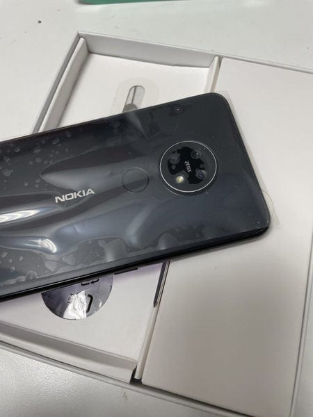Nokia 7.2 Dual SIM 128GB Mobile Unlocked Phone - Charcoal like new + AFTERPAY