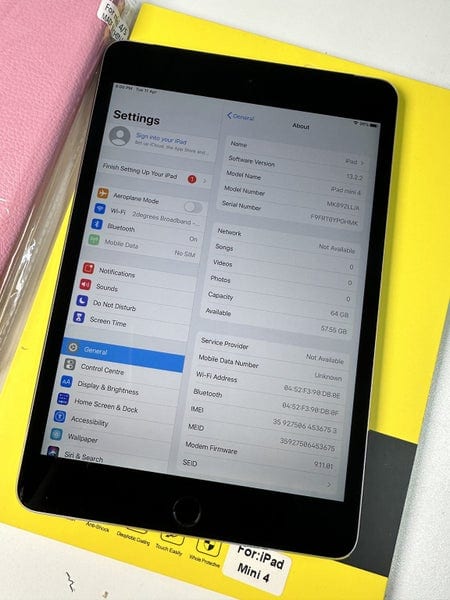 Apple iPad mini 4 Wi-Fi + 3G/4G Cellular 64GB A Grade + FREE KIDS CASE