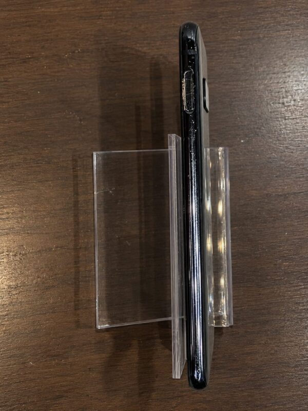 Samsung Galaxy S10e 128GB Black Unlocked phone – Good Condition