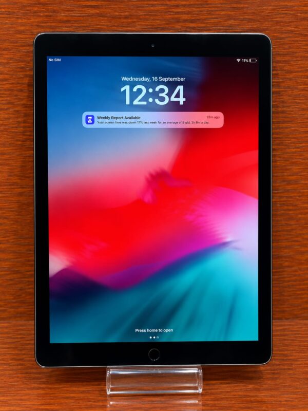 2eb83ddc-926c-43b1-99d2-8669906e3f7a-1.jpg Apple iPad Pro 12.9-inch 1st Gen 32GB – Gold – Wi-Fi – Good Condition