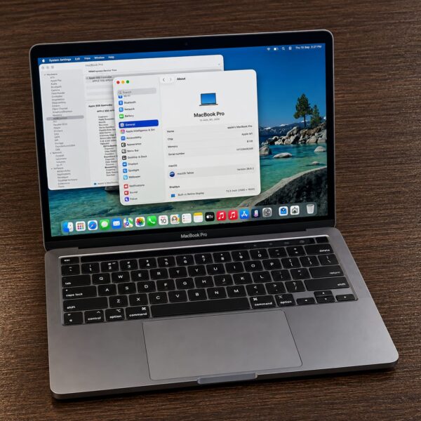 Apple MacBook Pro 13-inch (2022) M2,Space Grey 8GB RAM 256GB SSD – Excellent Condition