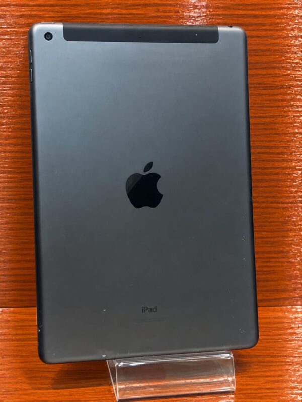Apple iPad 9th Gen 10.2-inch 64GB Space Grey Good Condition Wi-Fi + Cellular