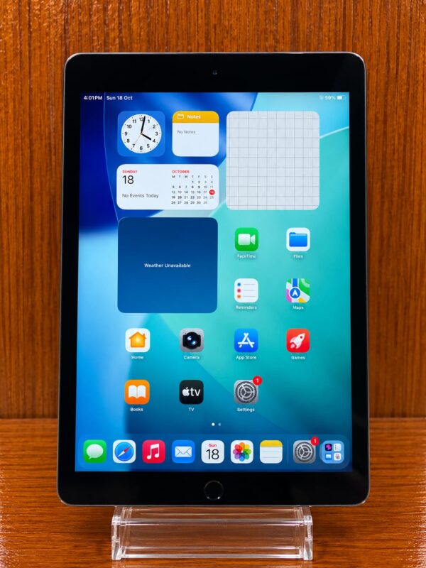 c8b2d7fb-cf5e-439a-967e-0baf5d9295a3-1.jpg Apple iPad 9th Generation 64GB Space Grey Wi-Fi – Good Condition – read des