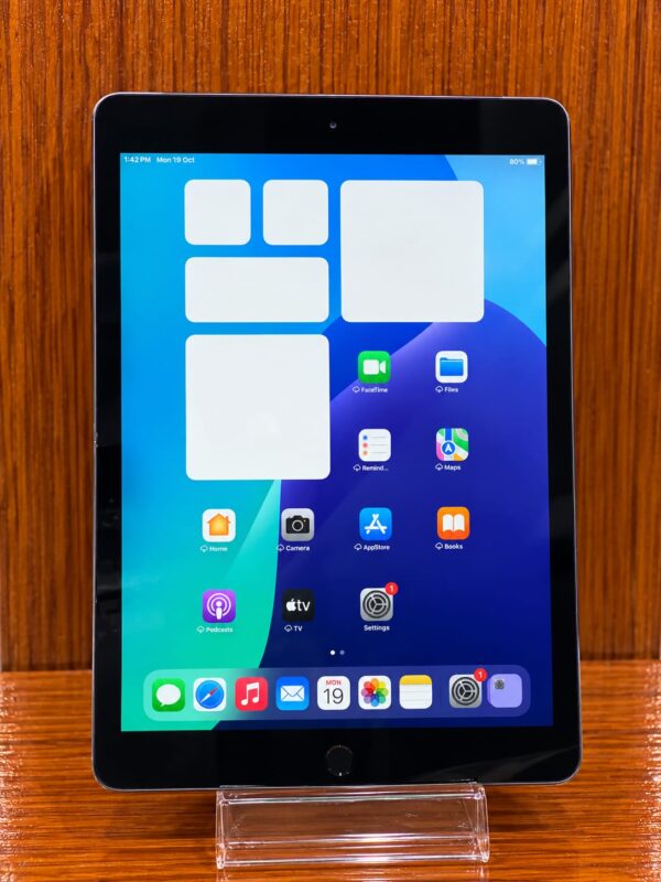d581213d-faad-43c9-80b8-1facdccd181c-1.jpg Apple iPad 8th Generation 32GB Space Grey Wi-Fi + Cellular – Good Condition-read desc